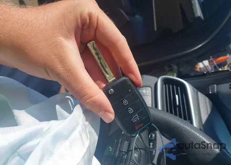 2017 Kia Sorento 2.4L Lx из США, поврежденный, VIN 5XYPG4A39HG217045